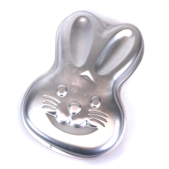 Wilton Other - Wilton Bunny Rabbit Cake Pan 2105 2074